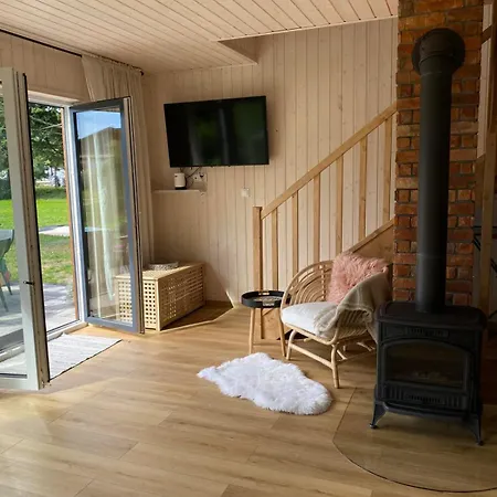 Casa de Férias Domki Pod Orzechem 2 Sasino